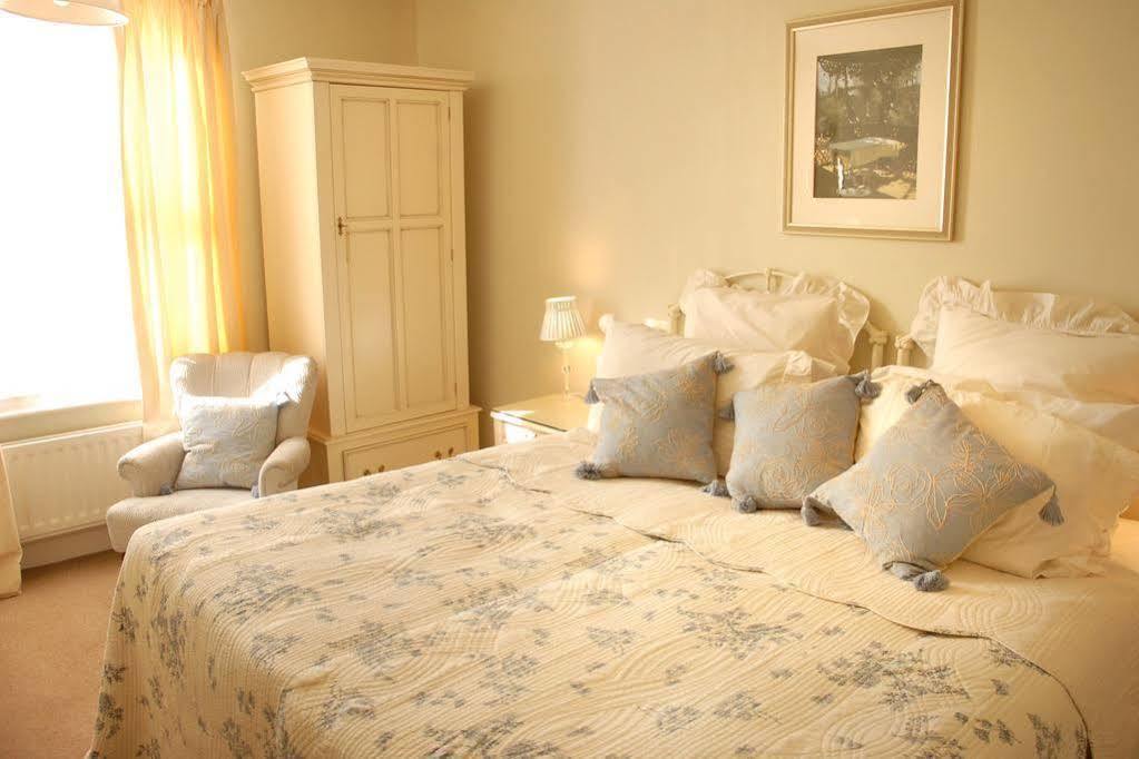Отель Courtland Стратфорд-апон-Эйвон Экстерьер фото